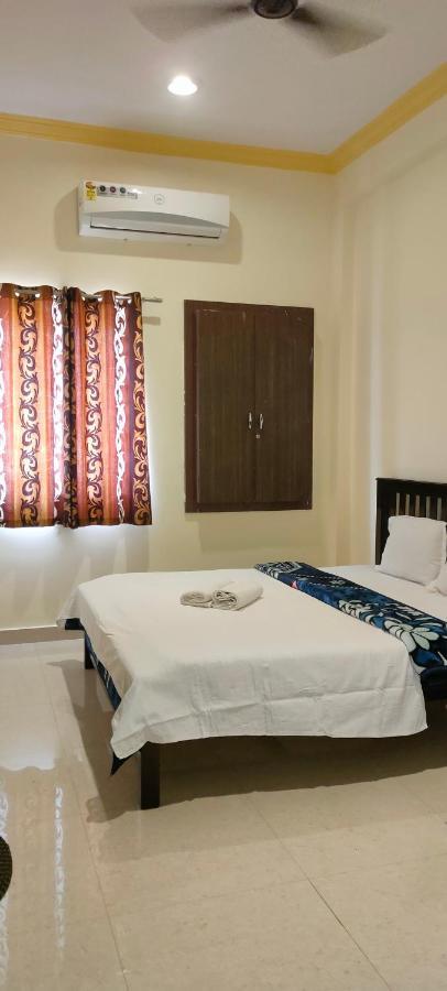 Hotel Galaxy Inn Pushkar Værelse billede